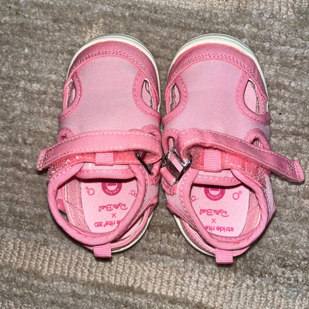 Stride Rite Ruffle Butt Shoes